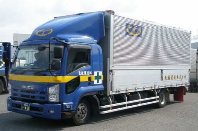  中型ウイング（3t〜5.5t）